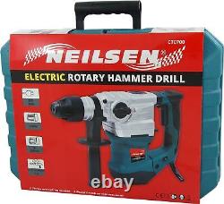 1200w Heavy Duty Rotary SDS Hammer Drill 240v With Chisels And In A Case