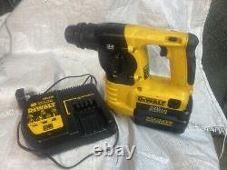 DeWalt DW005 or DC223 24V Cordless SDS Hammer Drill 1 Batteriy & Charger