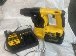 DeWalt DW005 or DC223 24V Cordless SDS Hammer Drill 1 Batteriy & Charger