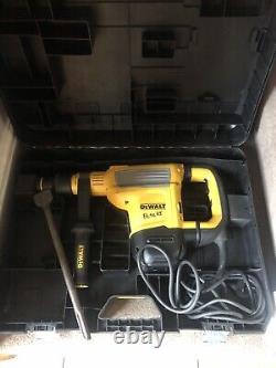 Dewalt D25614K-GB SDS Max Combination Hammer Drill 240V 1350W DEWD25614K