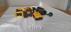 Dewalt Dch253 18v Xr Sds Rotary Hammer Drill+5.0ahbattery+dcb105 Charger