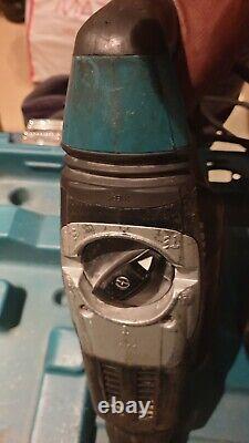 Makita HR3210C 110v, SDS Max Heavy Duty Hammer or Rotary. Demolition Drilling(1)