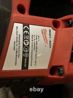 Milwaukee heavy duty drill HD18HX With Battery And Changer In Case 2 Chucks